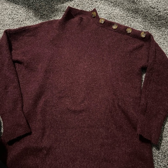 Wine color Sweater - Picture 2 of 2